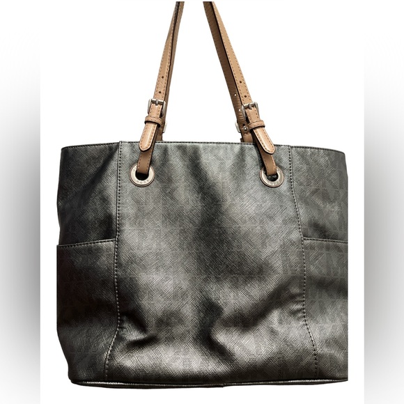 Michael Kors Signature Logo Tote Bag - Picture 6 of 10